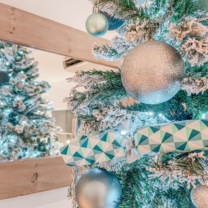 Noël : Menton et l’Hôtel Méditerranée brillent de mille guirlandes